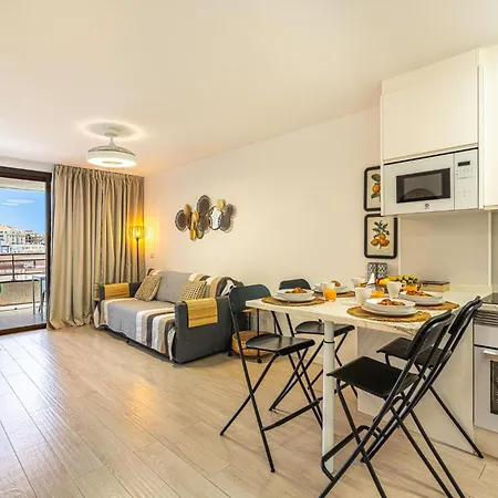 As De Casas - Valdes Center 9 - Cristianos