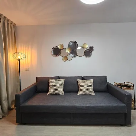 Cristianos - Valdes Center 9 - As De Casas